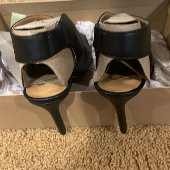Black Jessica Simpson Leather 4 inch heel NWT - Picture 6 of 8